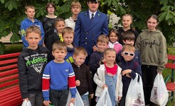 Сегодня, в этот замечательный Международный день защиты детей, прокурор Борской городской прокуратуры Александр Андреевич приехал поздравить наших ребят с праздником.