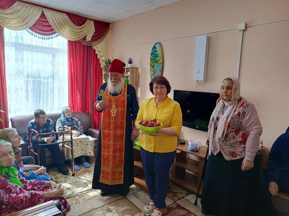 Праздничная служба с водосвятием