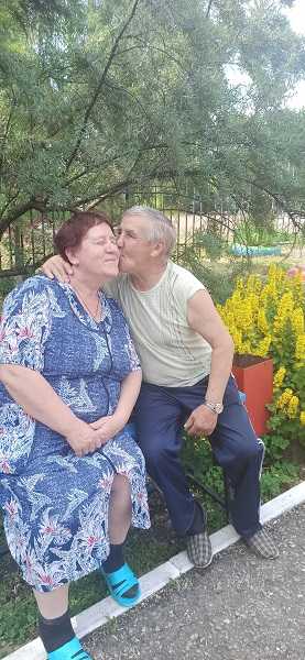 День поцелуев.