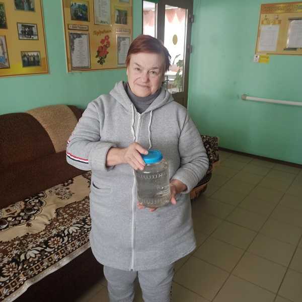 Привоз святой воды.