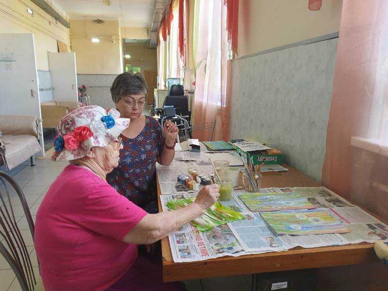 Рисование становится одним из любимых занятий наших подопечных