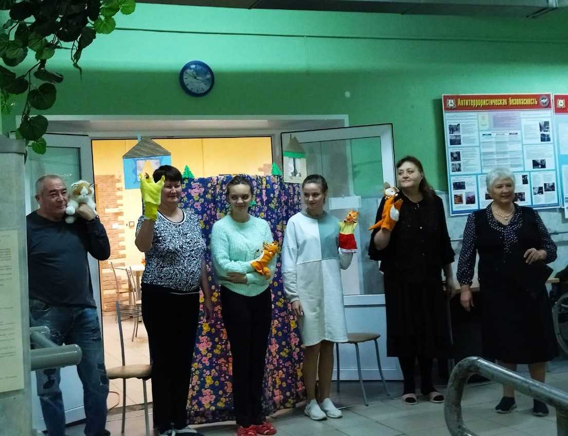 Кукольный спектакль от коллектива отделения дневного пребывания