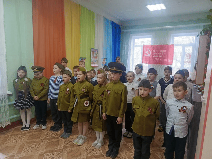 Был месяц май...