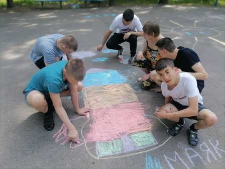 Рисунки на асфальте!