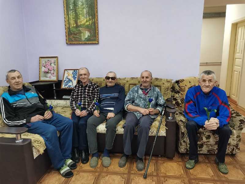 Акция «Подари подснежник - согрей сердца!»