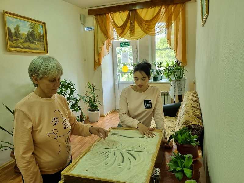 Вид арт-терапии  «Песочная фантазия»
