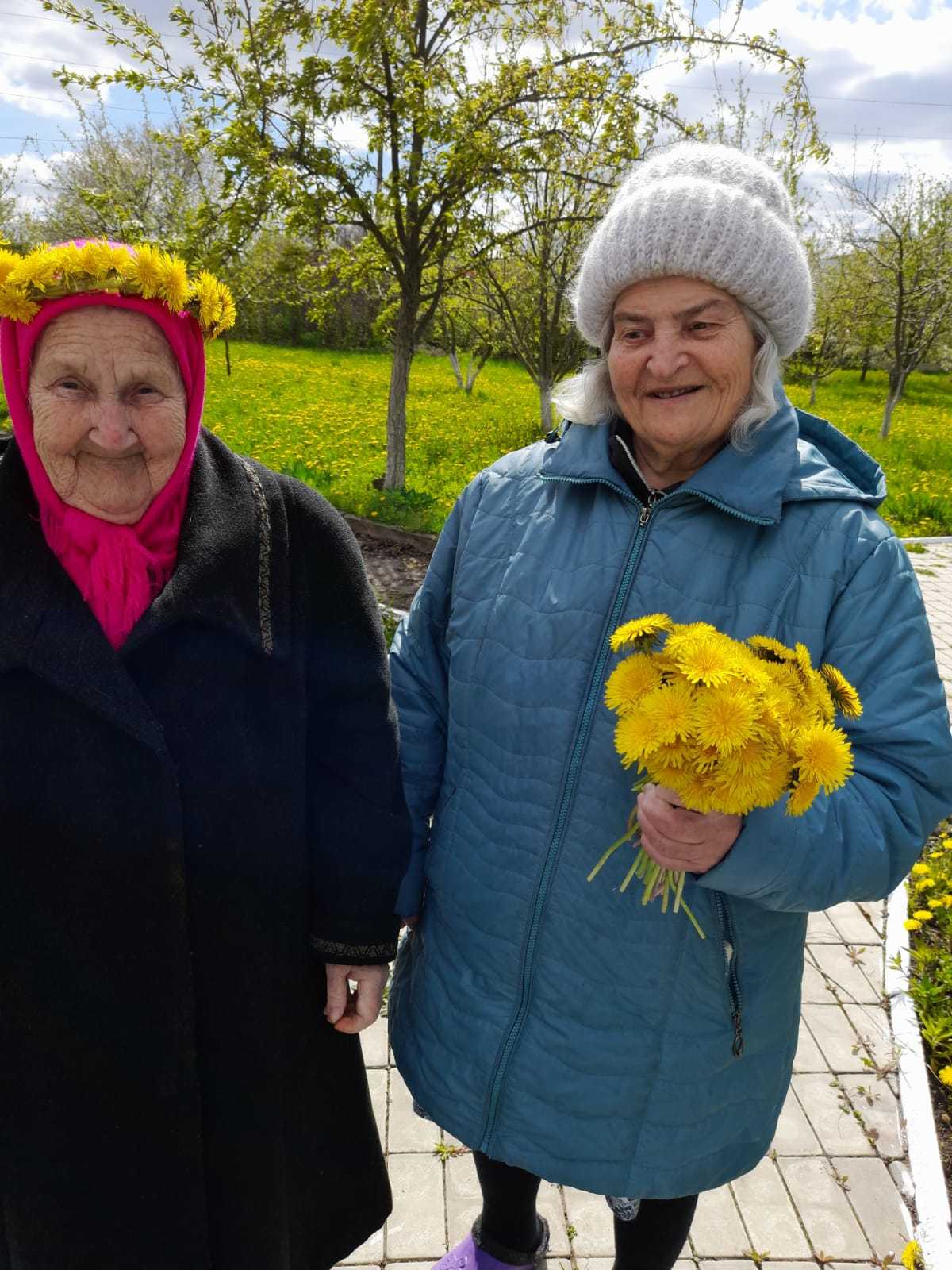 Прогулка по саду!