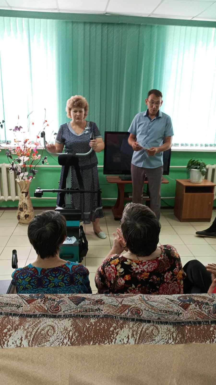 Благотворительная помощь!