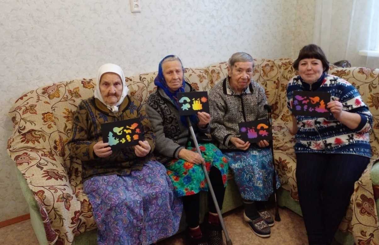 Рисование с помощью трафаретов!