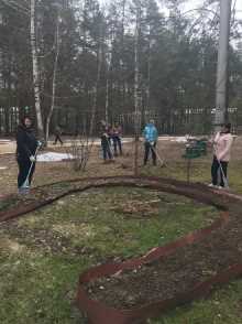 84 сотрудника ГБУ СРЦИ 
