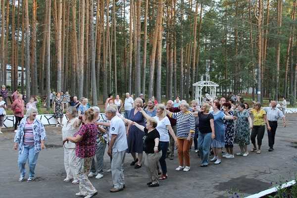 Дискотека на свежем воздухе