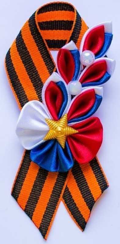 «Брошь Победы»