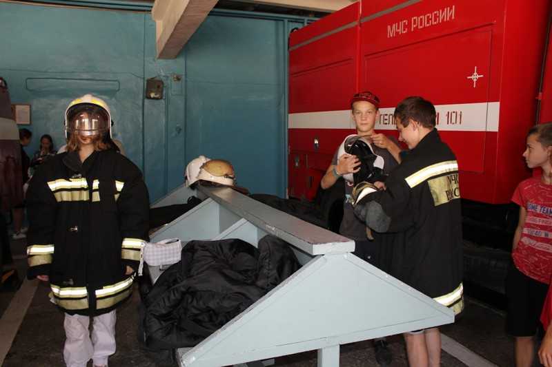 В гости к пожарным