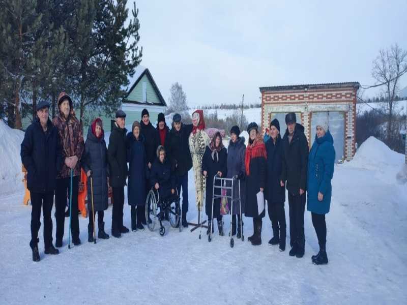  Праздничная программа «Масленица идет - блин , да мед несет»