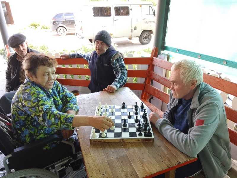 Игра в шахматы