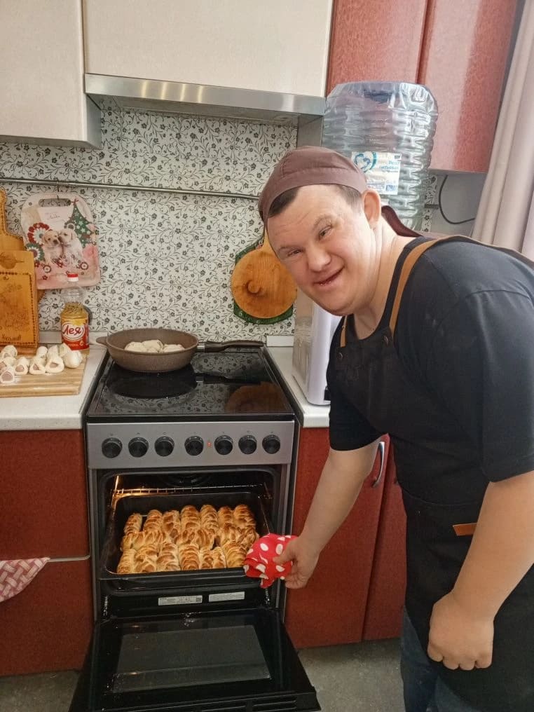 День сосиски в тесте