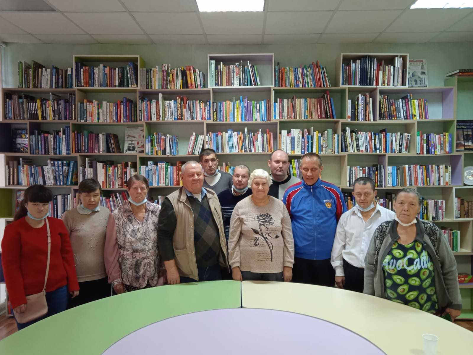 «Годы ложатся в обычные строки…»