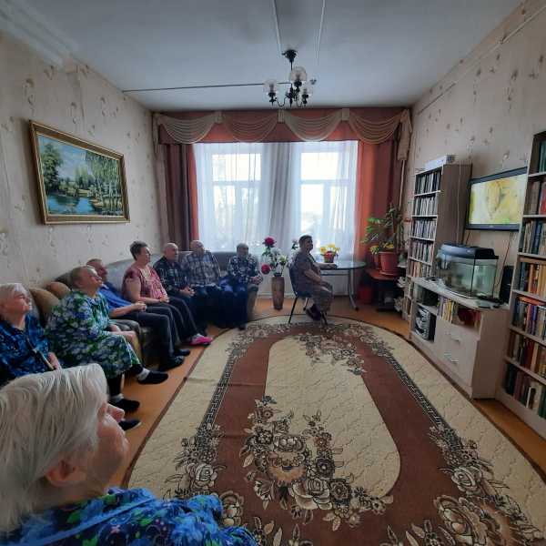 Один день из жизни Земли