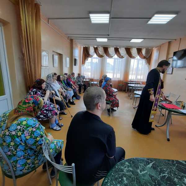 Причащение Святых Христовых Тайн