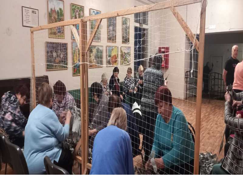 Мастер-класс по плетению маскировочных сетей в ГБУ ОСРЦИ ПУШКИНО