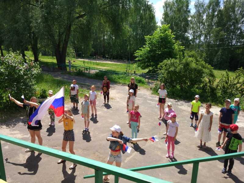   Флешмоб в честь Дня России!
