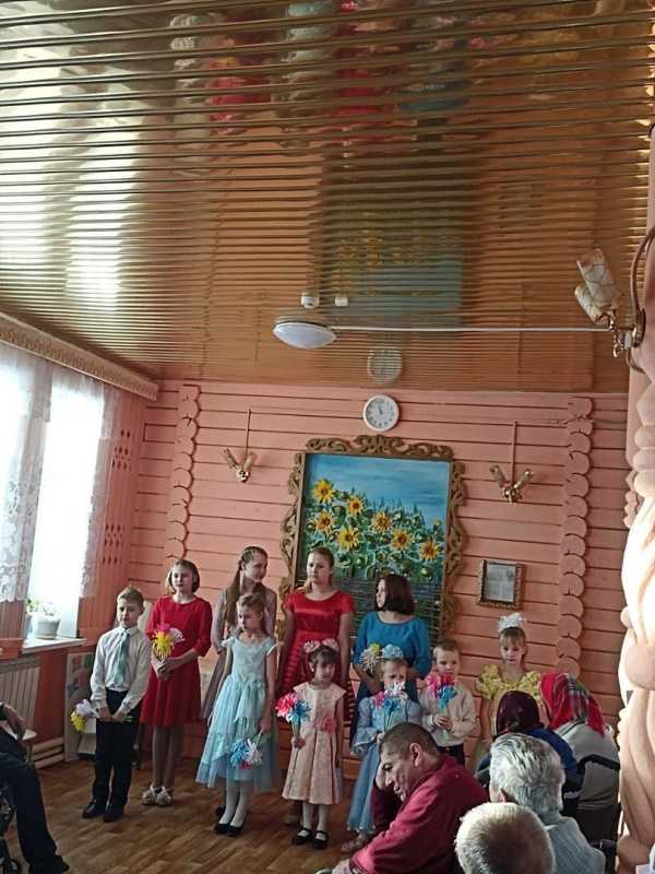 У нас в гостях маленькие артисты