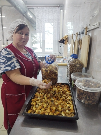 «Сухари, сделанные с любовью: помогаем вместе» 