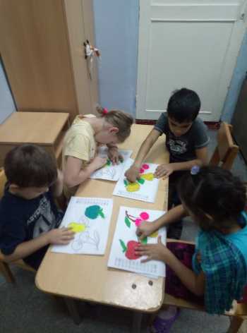 Пластилинографией