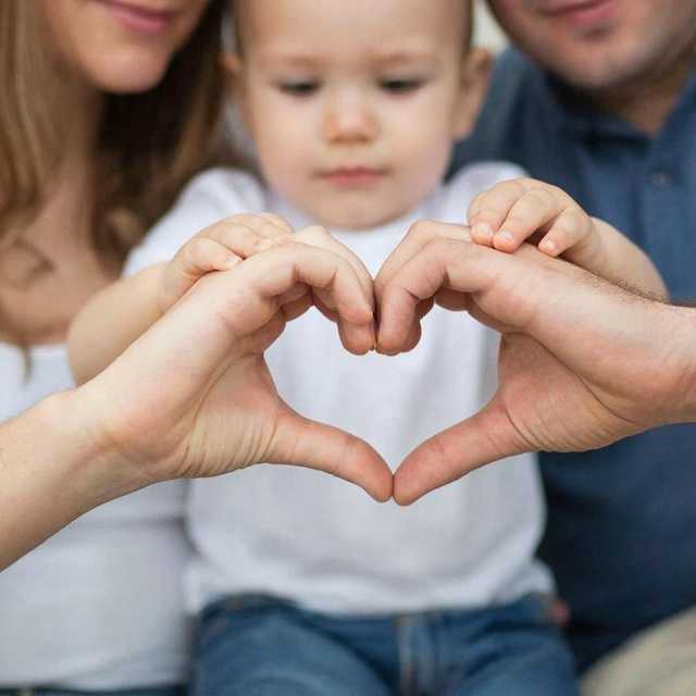 РУБРИКА: Страничка психолога Улыбки  Как проявлять любовь к своему ребёнку? 