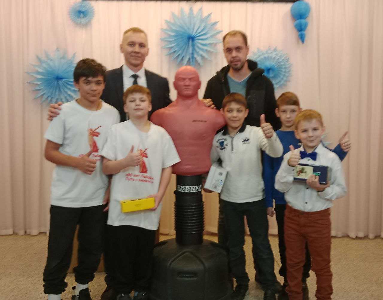 Благодарим наших друзей за подарки