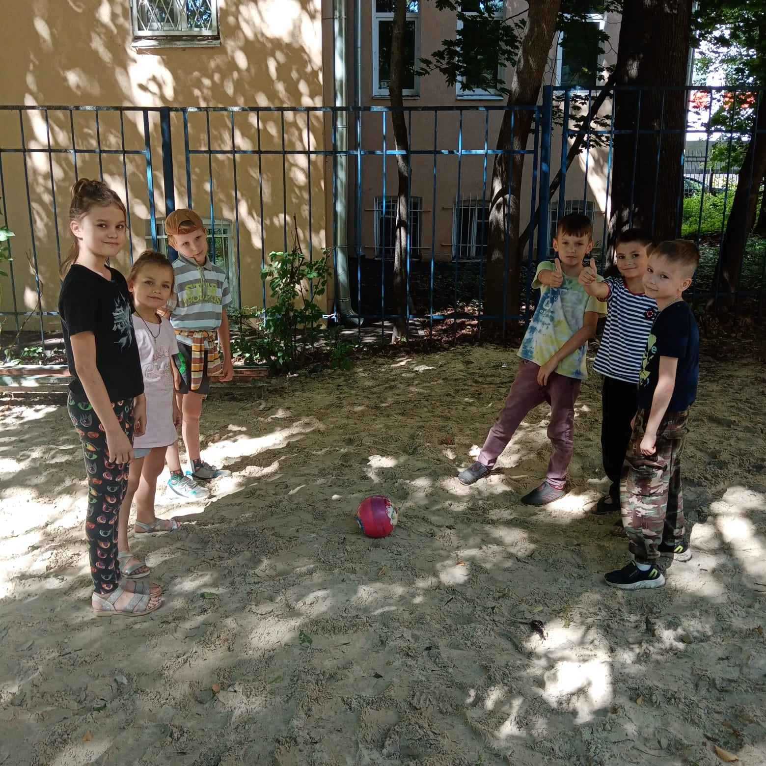 Футбол на песке