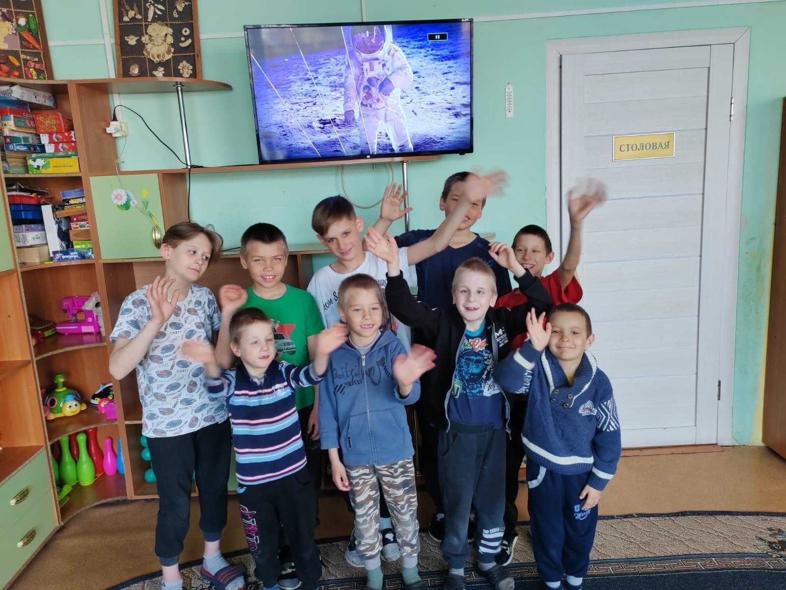 День космонавтики