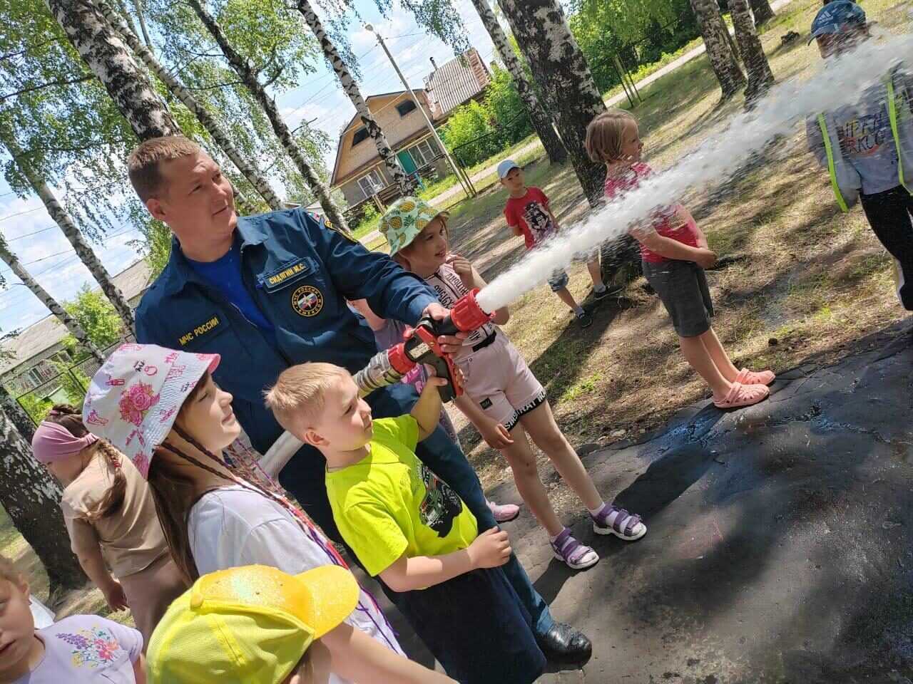 Визит пожарных ПЧ-157