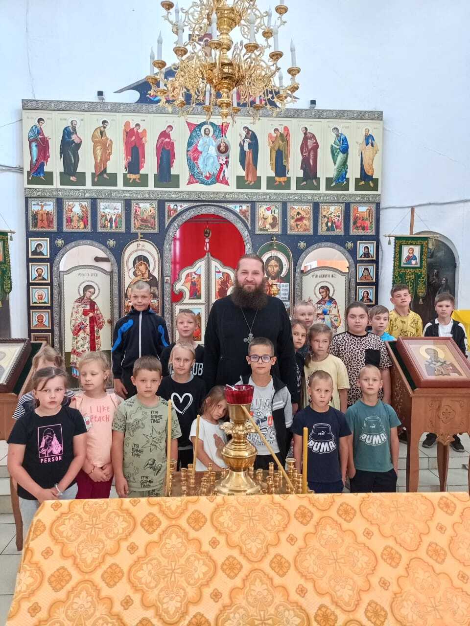 Воспитанники посетили храм Николая Чудотворца
