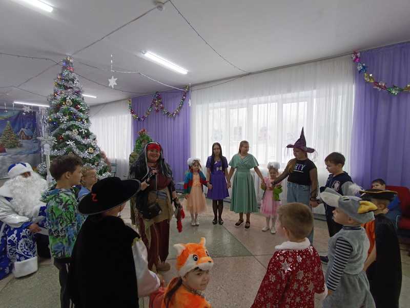 НОВОГОДНЯЯ ТУСОВКА