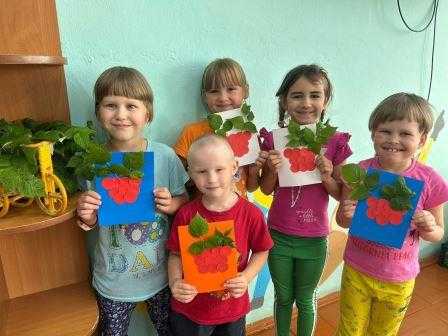 16 августа празднуют День малинового варенья.