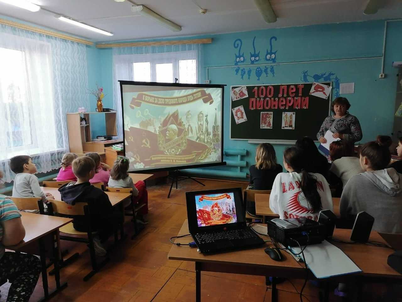 Познавательный час