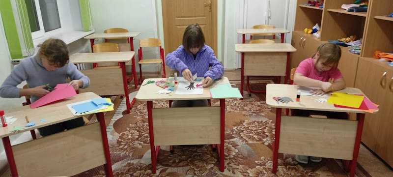 Занятие в творческой мастерской 