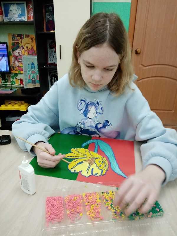 Аппликация из круп