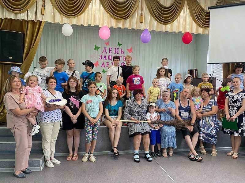 Сегодня, в Чулковском ДК состоялся праздник , посвящённый Дню защиты детей. 