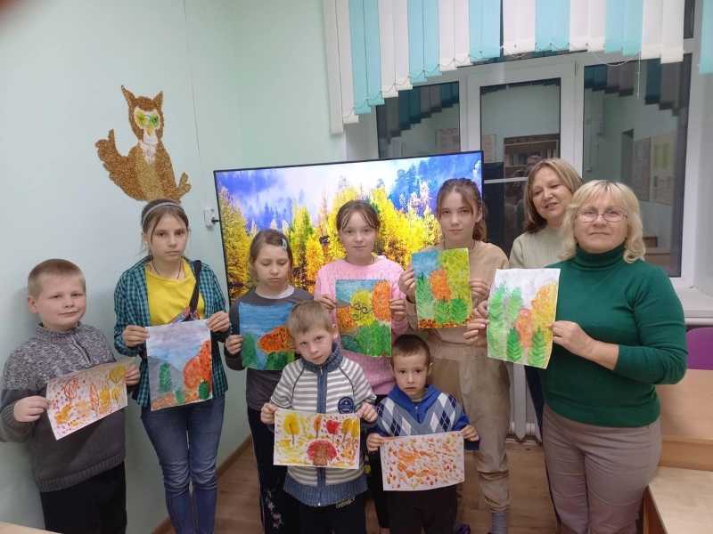 ....Ах, сколько красок в палитре осенней!