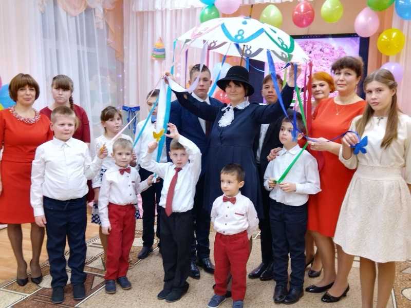 Праздничный концерт, посвященный Дню матери 