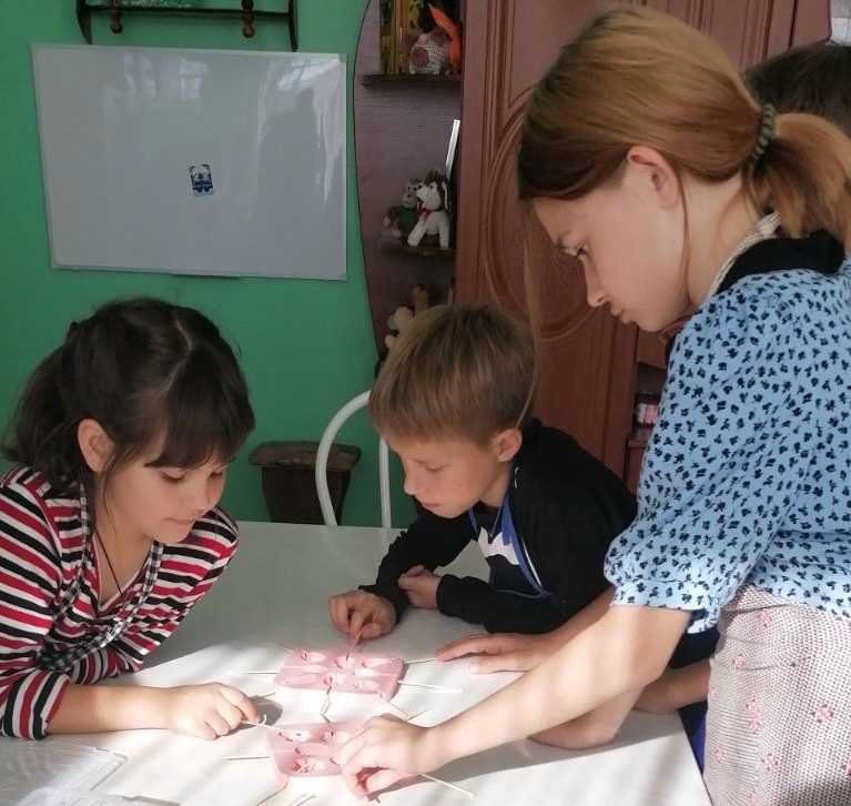 Леденец на палочке