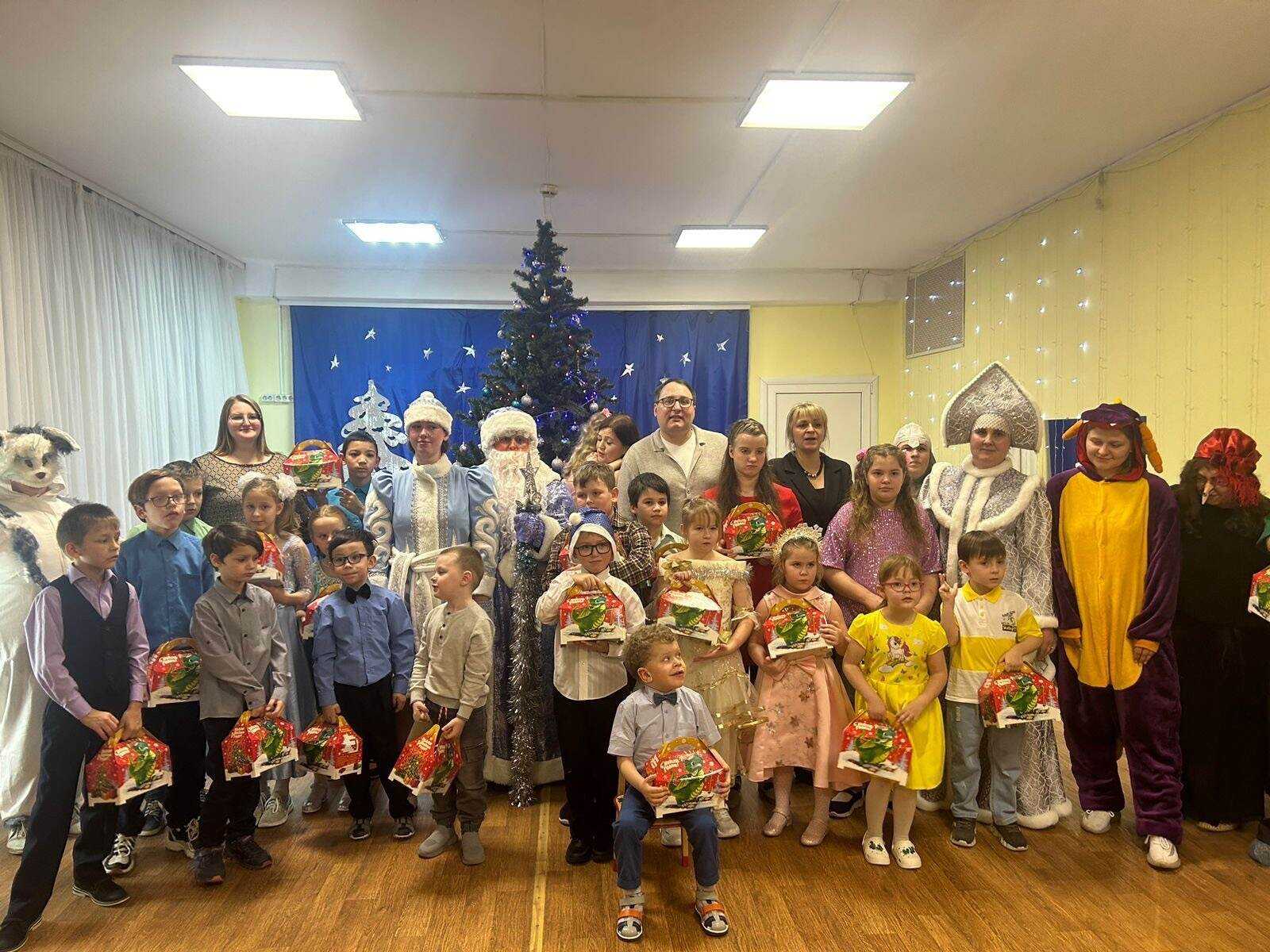 Новогодний праздник