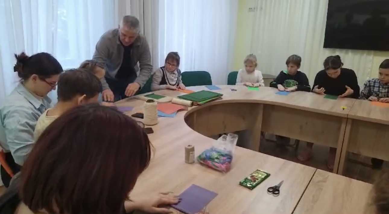 Мастер-класс по изготовлению свечек из вощины. 