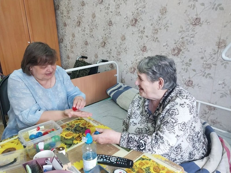  Продолжаем нашу рубрику ко Дню социального работника!