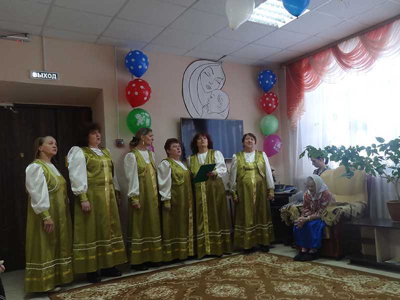 День матери