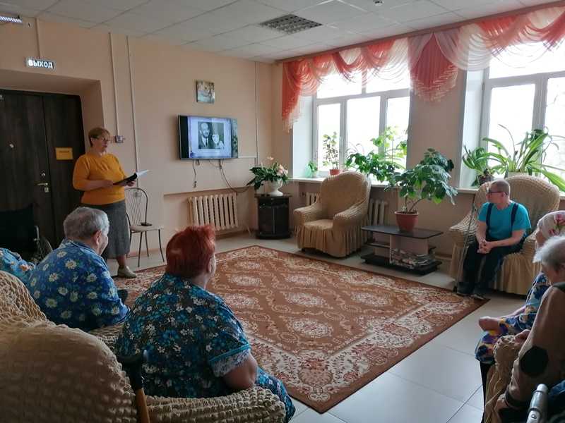 Час поэзии. Б.Ахмадуллина.