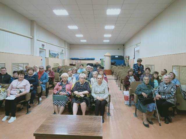 Праздничная встреча ветеранов.