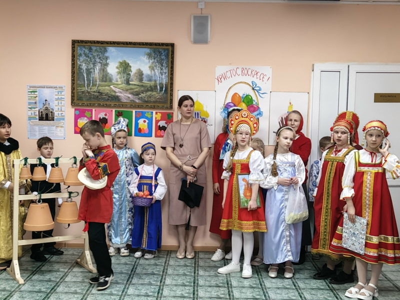 В светлый праздник Пасхи Христовой Воскресная школа «Радуга» при храме в честь преподобного Сергия Радонежского в Нижнем Новгороде, под духовным окормлением настоятеля храма протоиерея Павла Молоштана, провела трогательную встречу.